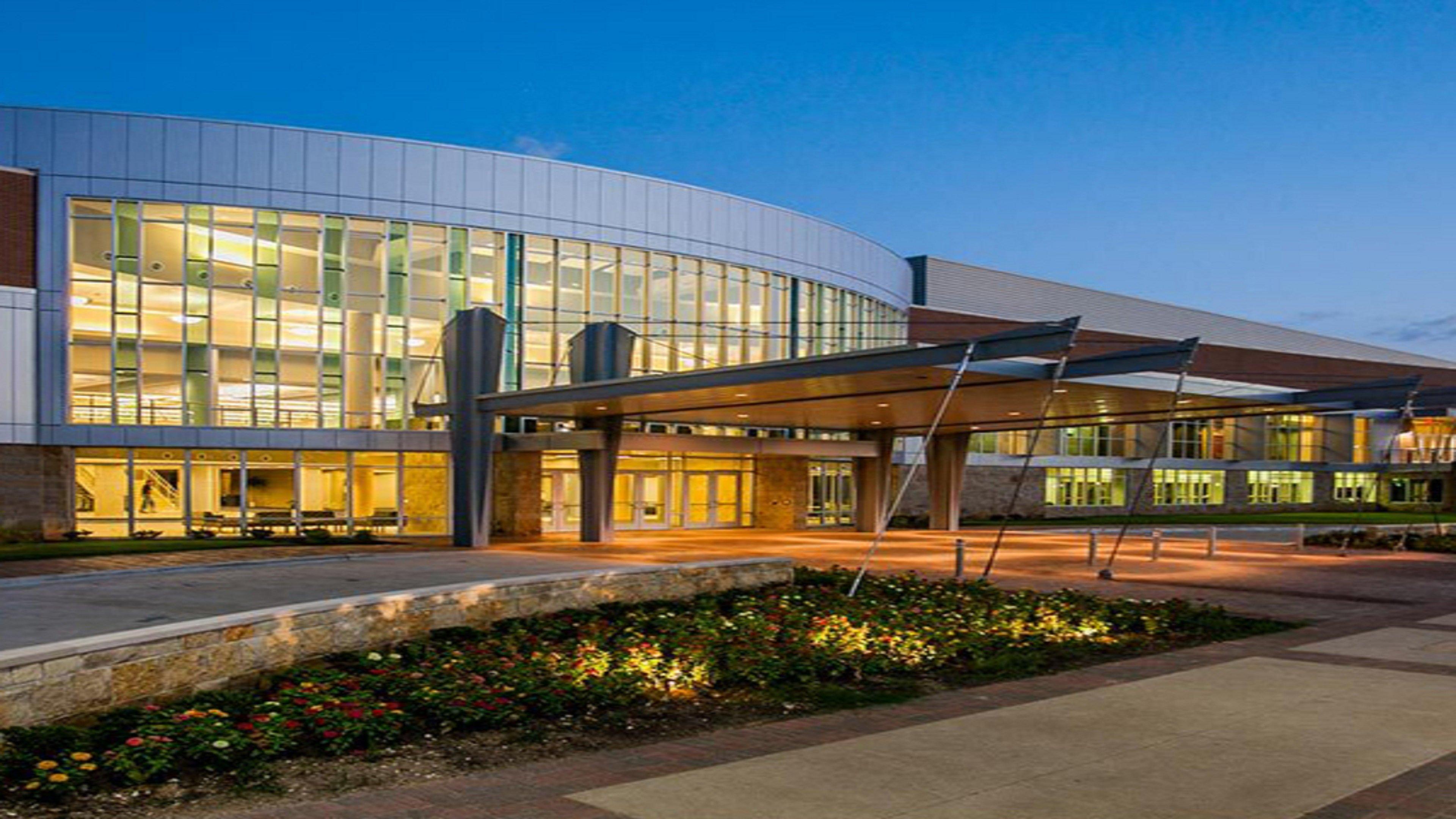 Holiday Inn Express Hotel & Suites Waco South By Ihg Exterior photo